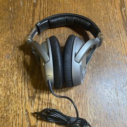 Sennheiser PXC 450 NoiseGard Professional Headphones