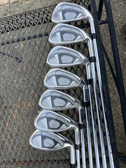 NEW! Callaway Rogue X Golf Clubs 5,6,7,8,9,P,A Stiff XP 95