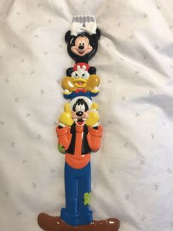 WALT DISNEY WORLD BACK SCRATCHER