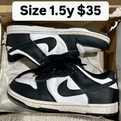 Nike dunks size 1.5y