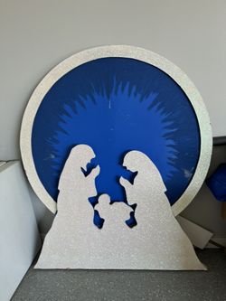 Wooden nativity Set 13 Pieces Total 