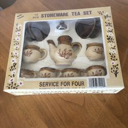 Stoneware Tea set In Box