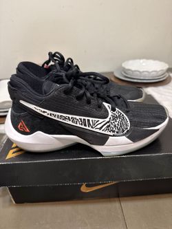Nike zoom freak 2 size 8