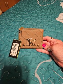 Badgley Mischka Quilted Short Card Wallet