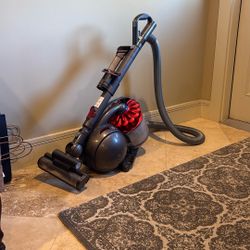 Dyson Ball Vacuum 