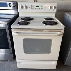 GE electric Range.