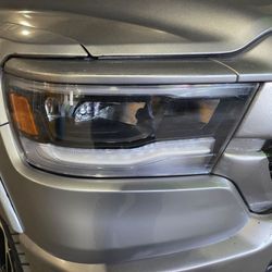 2020-2024 ram 1500 laramie oem led headlights
