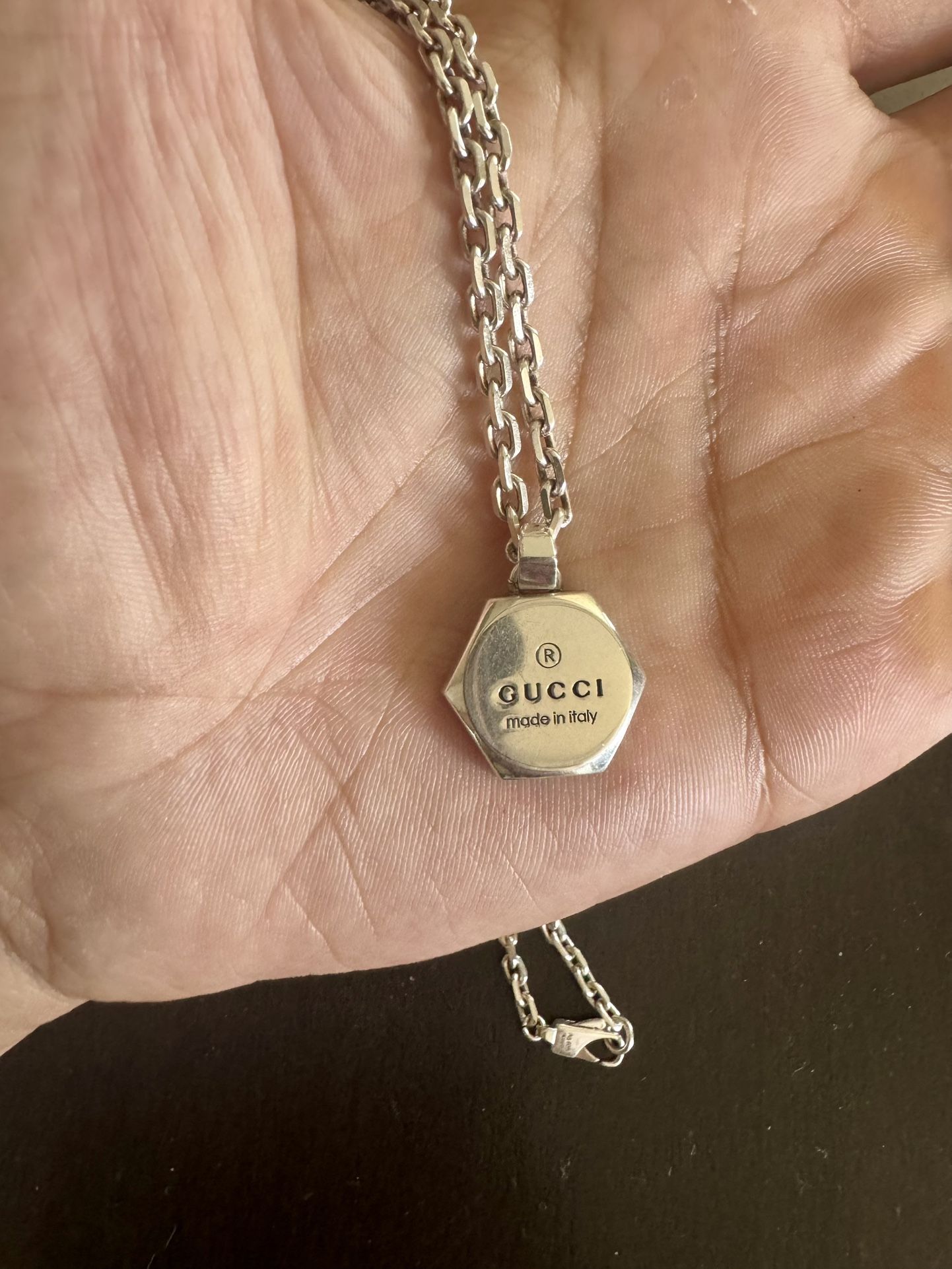 Gucci Chain & Pendant