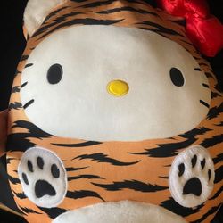 Hello Kitty Squishmallow