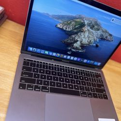 MacBook Pro 2017 256GB STORAGE $50 DOLLARS DOWN PAYMENT!‼️
