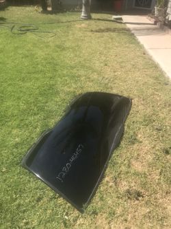 Chevy suburban,Tahoe, Denali, and Escalde back glass 2006