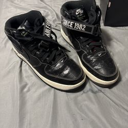 Nike Air Force 1 Mid Black/Pale Ivory/Black Mens size 12 * New *DV1029 010