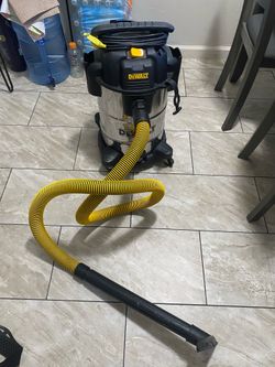 Vacuum Dewalt