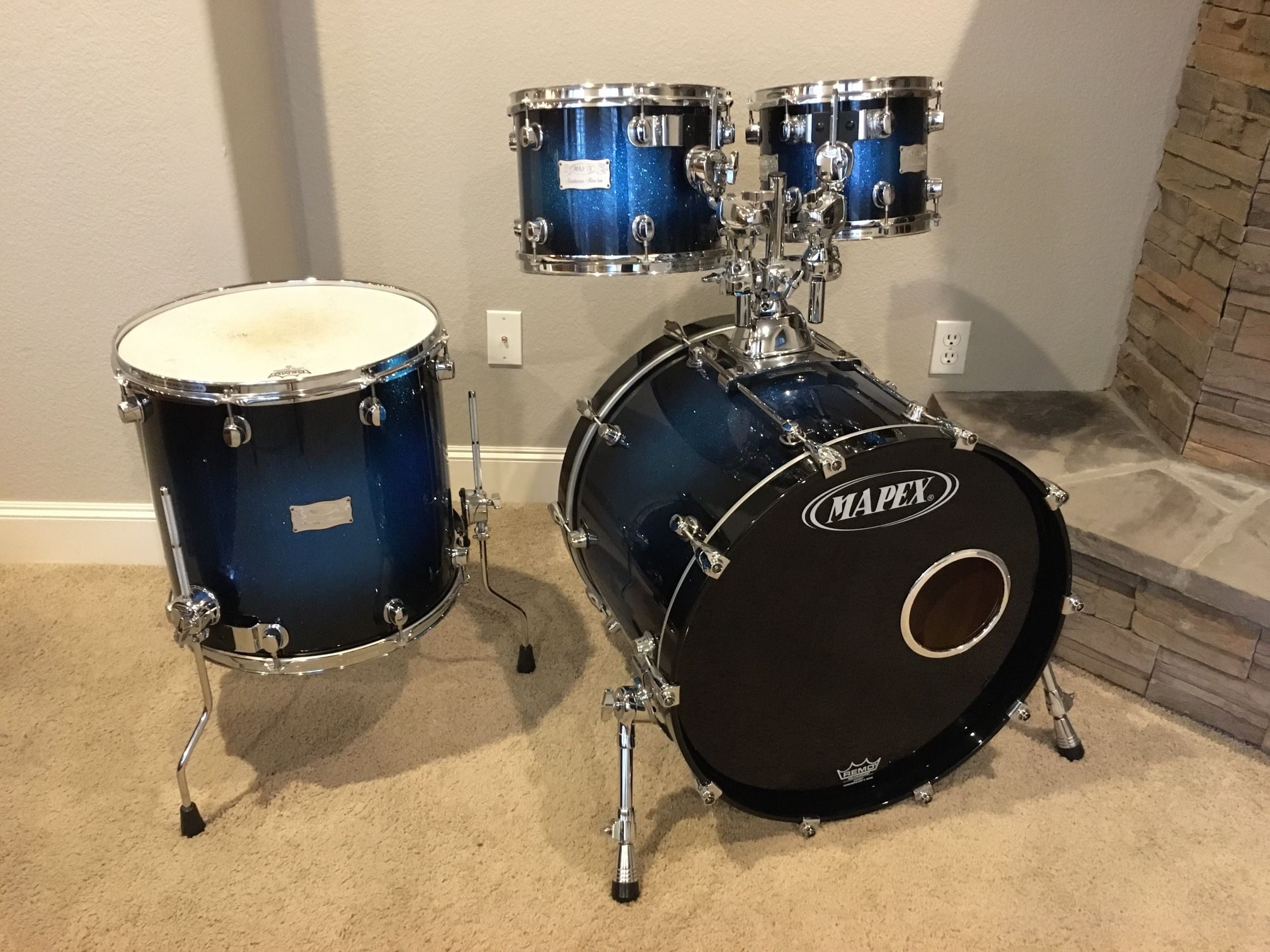 Mapex Saturn III Series 2000s - Blue Galaxy Sparkle - 4 Piece Drum Kit