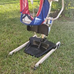 Stand Up Patient Mobility Lift – Invacare  Model RPs 350–1