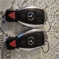Mercedes-Benz Key Fob (2)