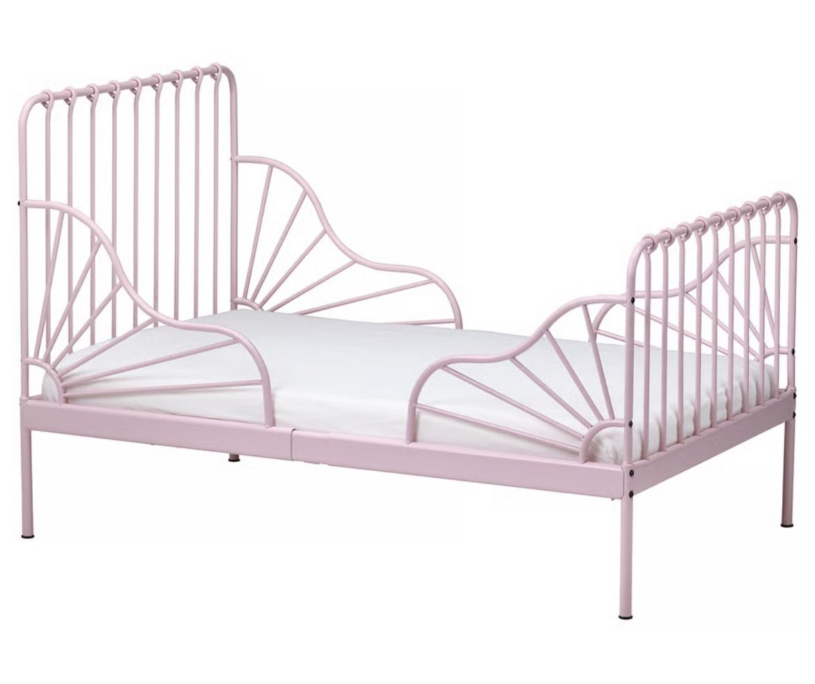 extendable childrens bed.