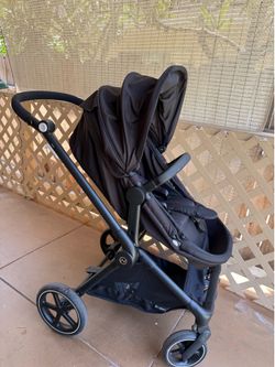 Cybex EOS Stroller with Car seat adapters