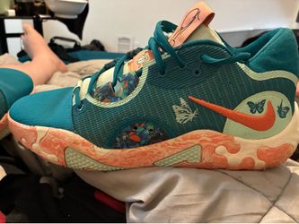 Nike PG 6 NRG