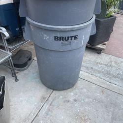 rubbermaid commercial products 