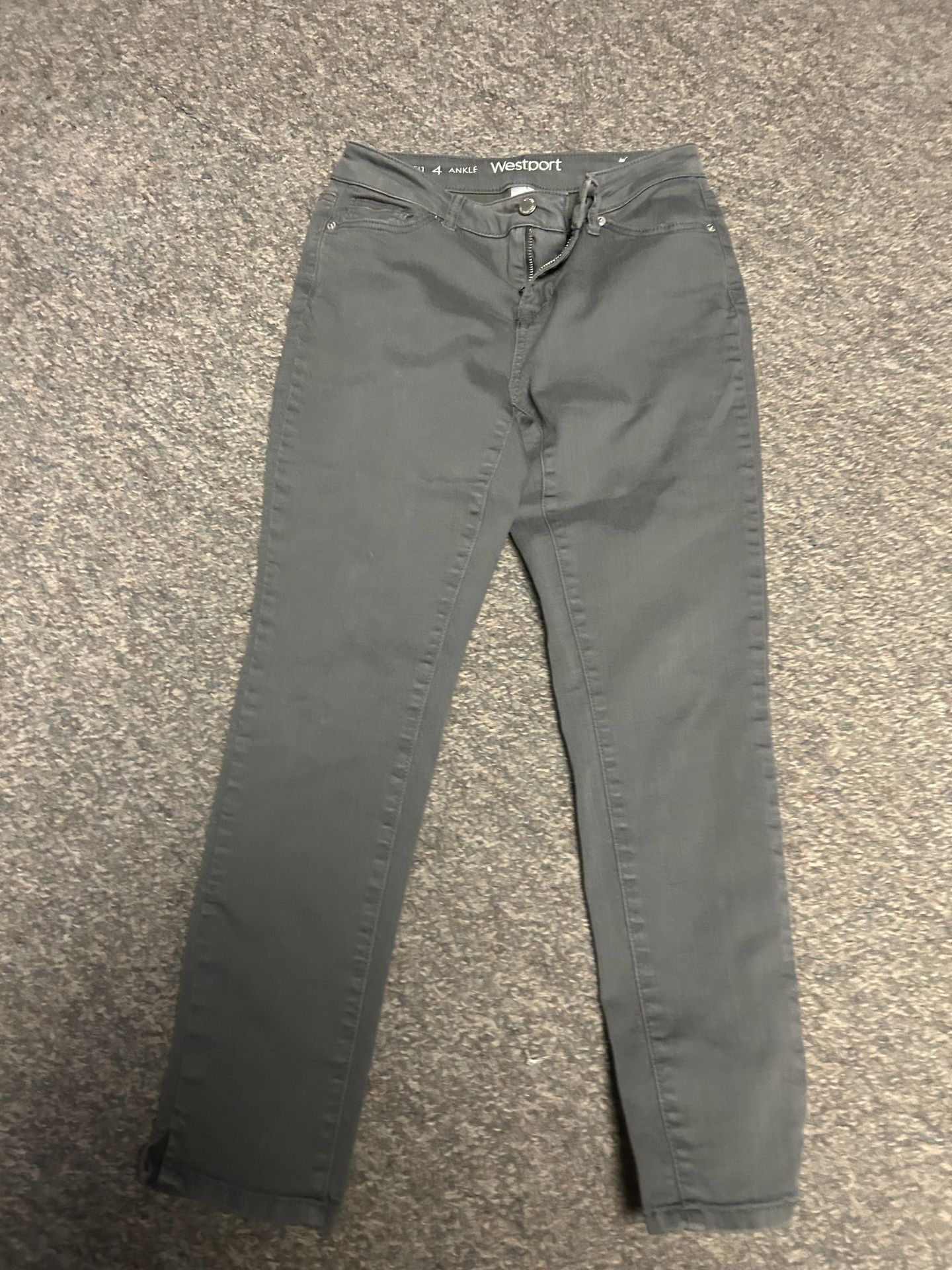 Westport grey ankle jeans size 4