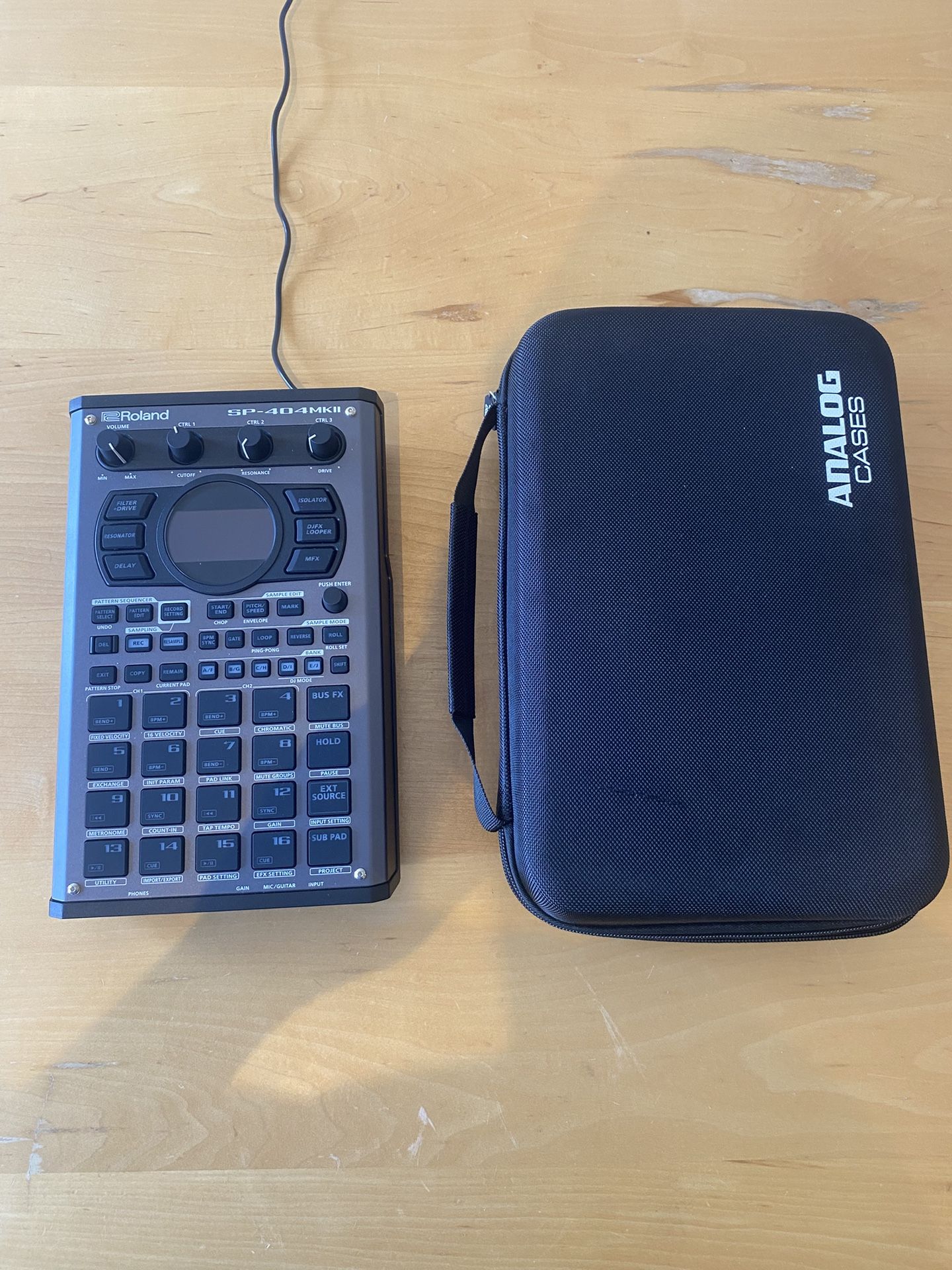 Roland SP 404 MK 2
