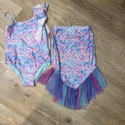 Little Girls Mermaid Swim Suit Size 6