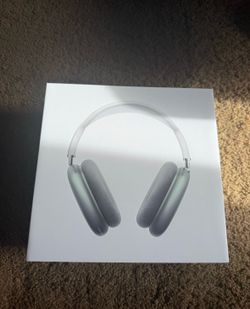 Green Airpod Maxes