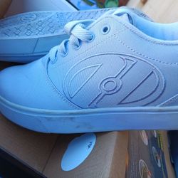 Heeleys Lilac Women's Size 7 Worn Once Or Twice 