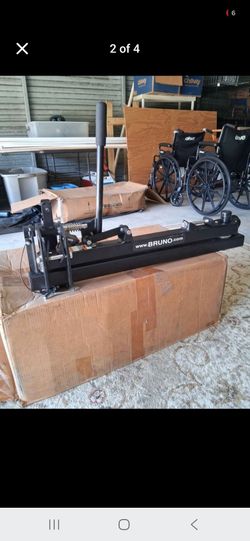 Bruno Swing away hitch brand