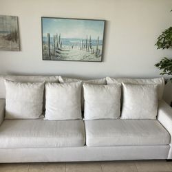 Sofa Victoria Armoire 