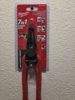 Milwaukee  7in1 High-Leverage Pliers