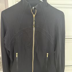 Lululemon Define Cropped Jacket 