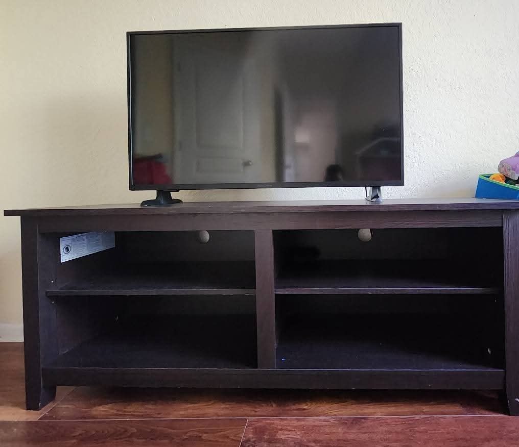 Tv table