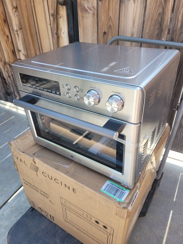 VAL CUCINA 10-IN-1 AIR FRYER TOASTER OVEN - BRUSHED STAINLESS STEEL