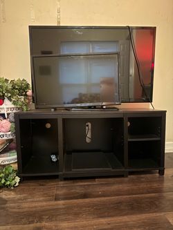Black tv stand