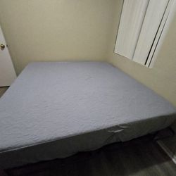 Bed &frame 