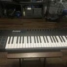 Alesis VI49 MIDI Keyboard 49 Keys And 16 Drum Pads.