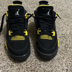 Jordan 4 Yellow Thunder 