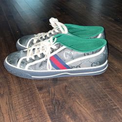 1977 Tennis double G Sneakers Authentic 