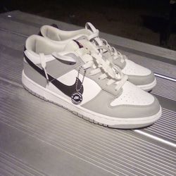 Nike Dunk Shes 9.5 Mens 