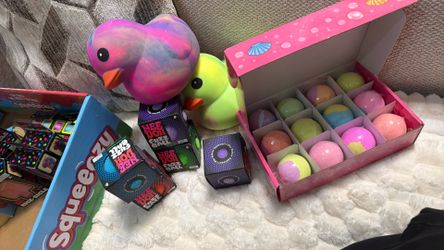 Free bath bomb with purchase