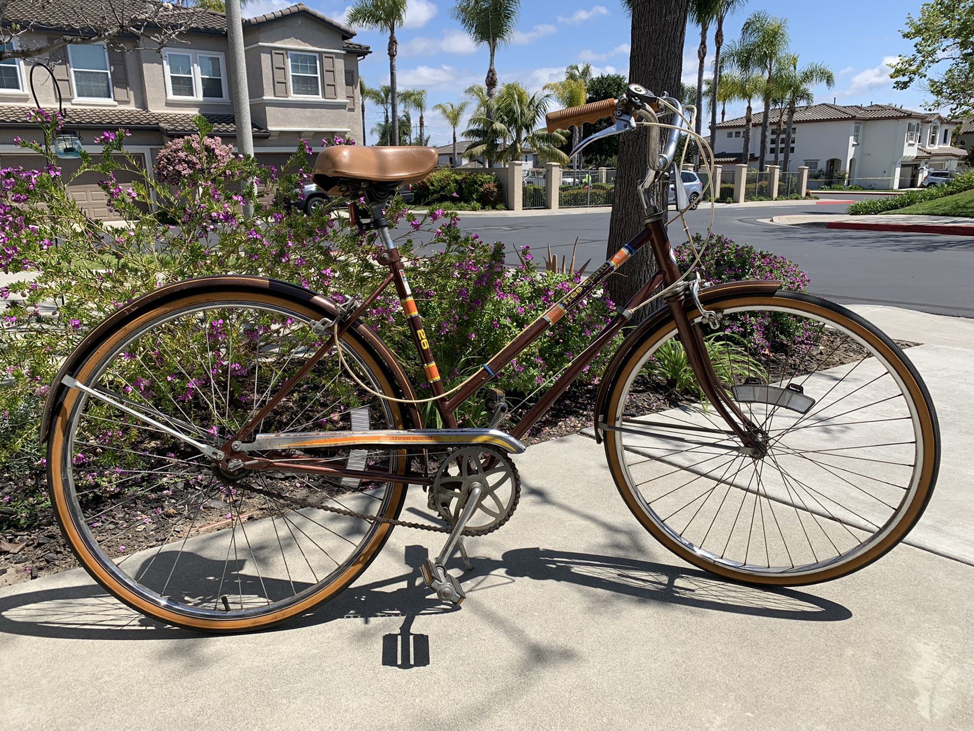 Vintage Women’s Sears Roebuck Free Spirit Bike