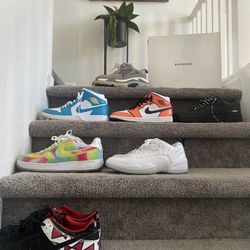 Men’s Shoes  Size 9-10