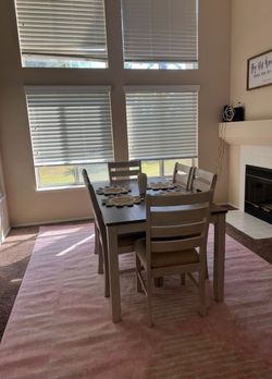 Dining set