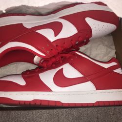 Nike Dunk Low Retro SP St. John’s 