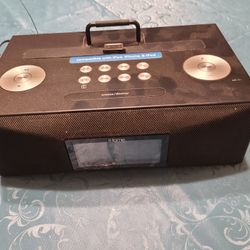 iHome Stereo / Alarm Clock