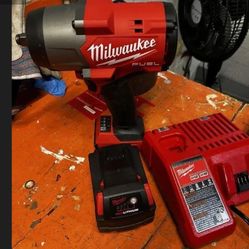 Milwaukee 1/2 " impact 