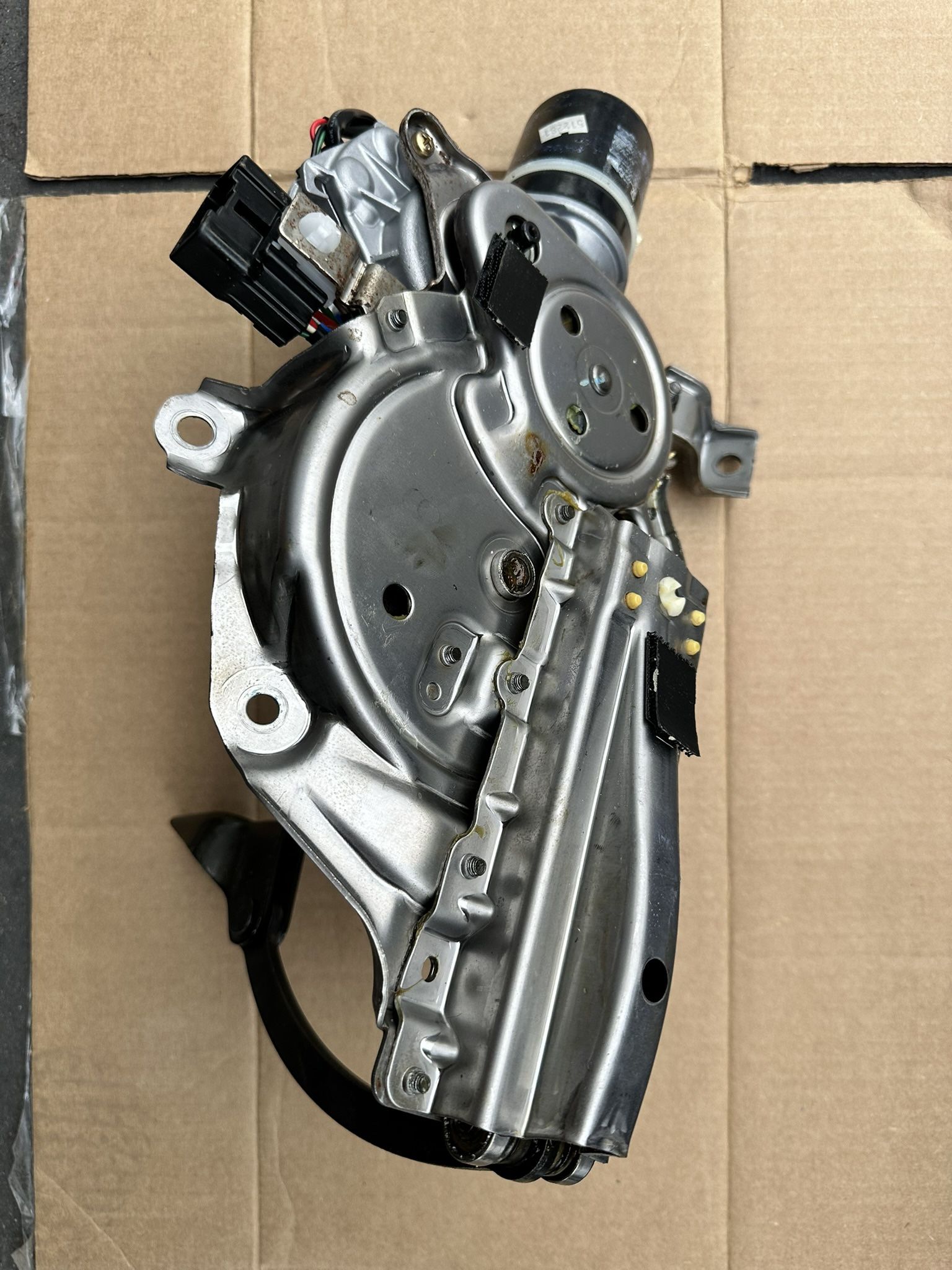 OEM Denso 2004-2009 Lexus RX 330 350 400H Trunk Cargo Door Lift Tailgate Motor