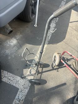 Oxygen tank carrier